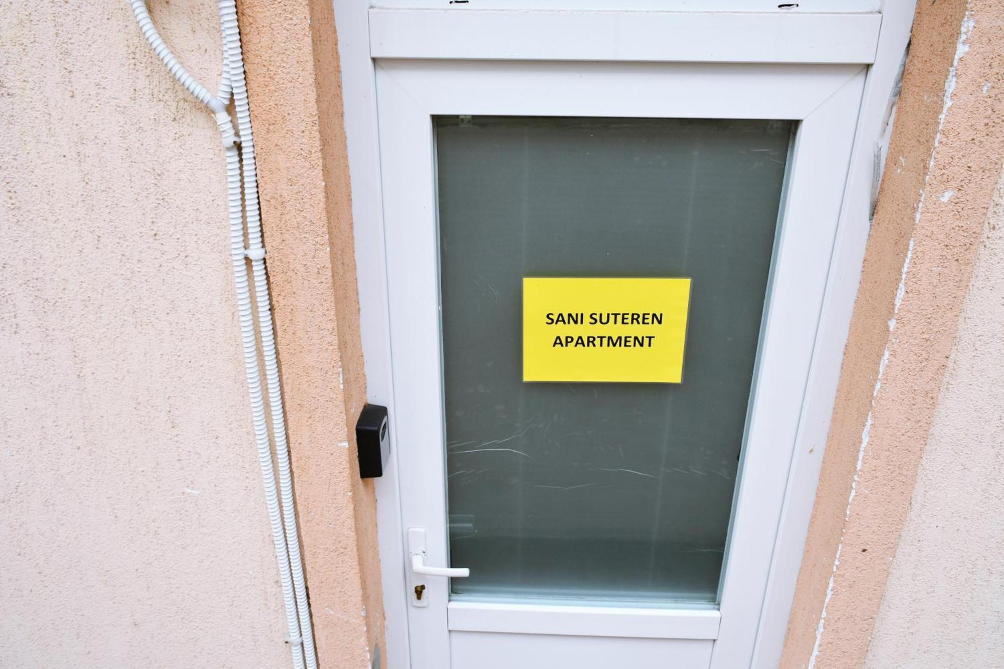 Apartament Sani Suteren